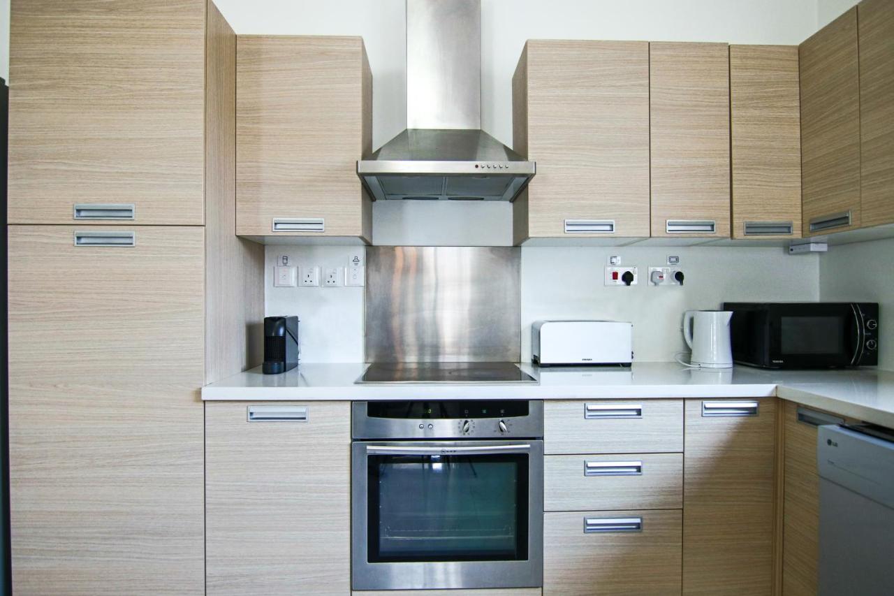 Phaedrus Living - City View Luxury Flat Harbour 03 Larnaca Buitenkant foto